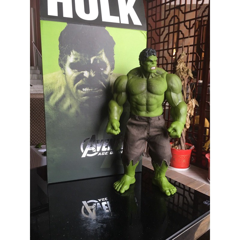 large hulk toy