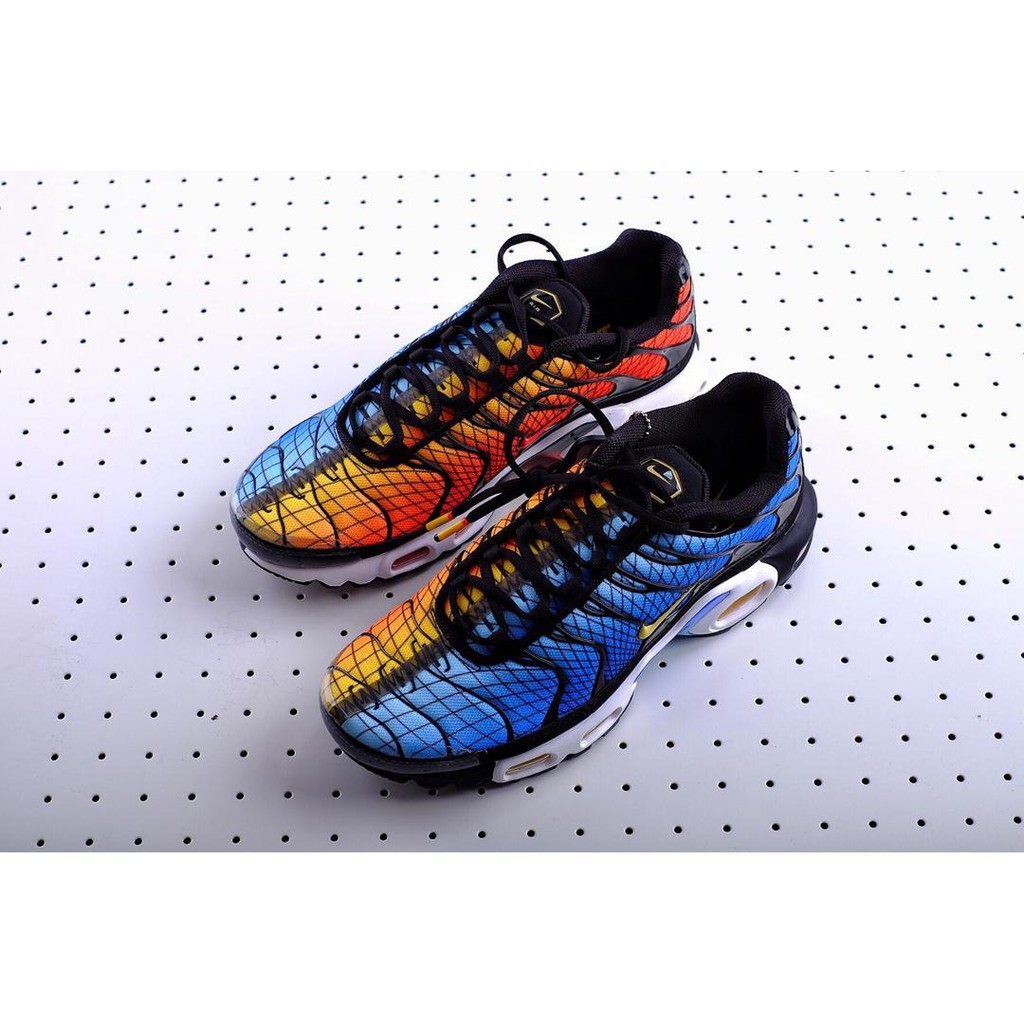 nike air max plus fire