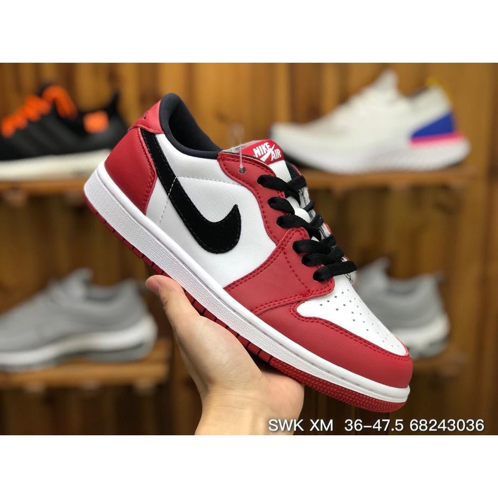 air jordan 1 retro low og varsity red