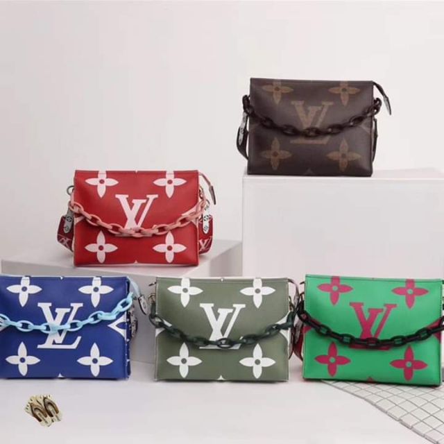 LV Louis Vuitton Big Monogram Logo Chain Sling bag | Shopee Philippines