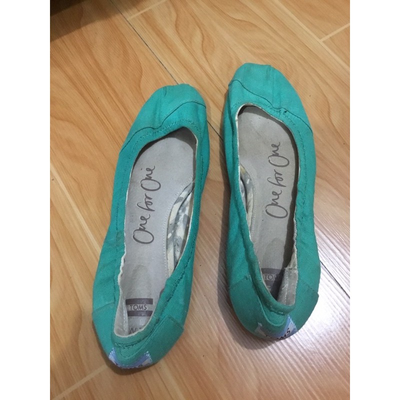 toms shoes size 7