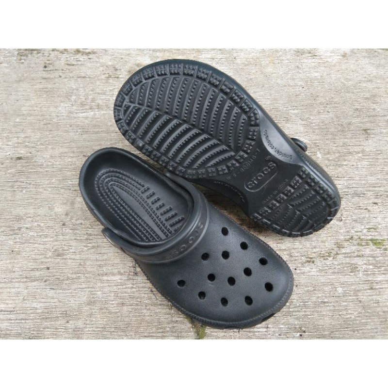 crocs w8 size
