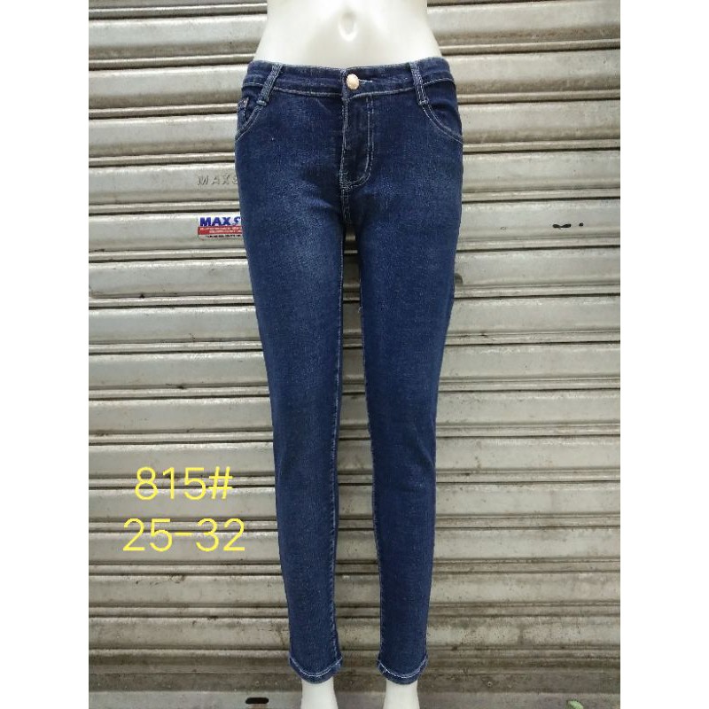 low ankle jeans