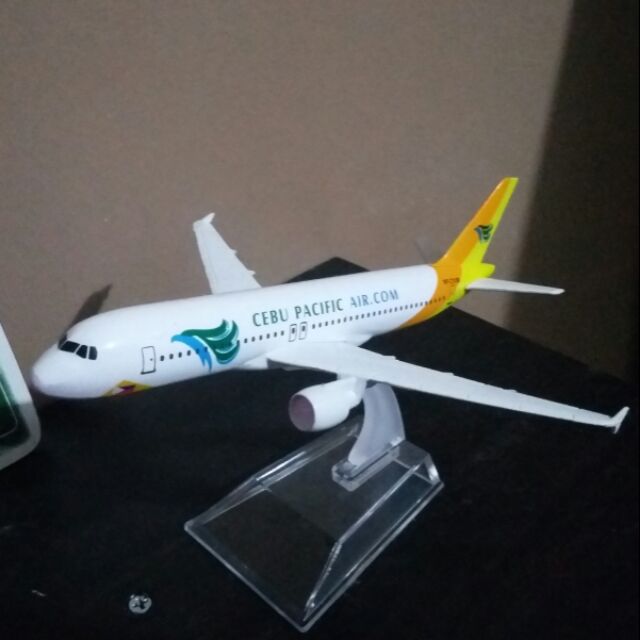 cebu pacific diecast plane