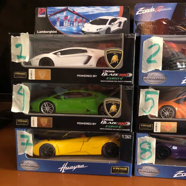 gold lamborghini toy