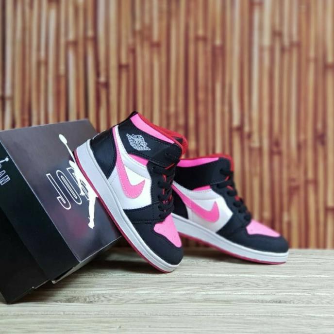 Girls Shoes Nike Air Jordan 1 High Black Pink White Limited Edition Code 904 Shopee Philippines