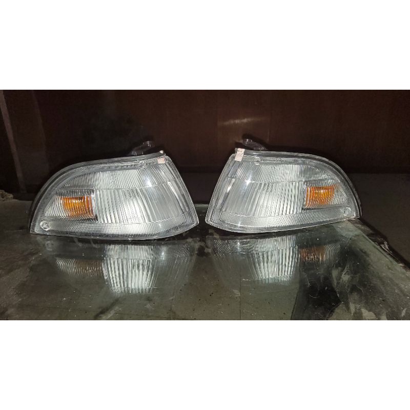 Toyota small body Corner light Shopee Philippines