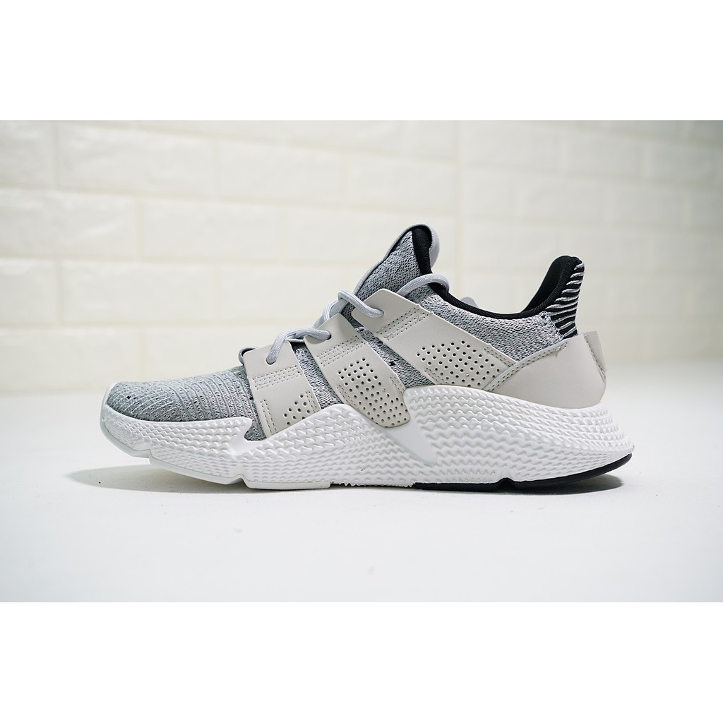 prophere white black