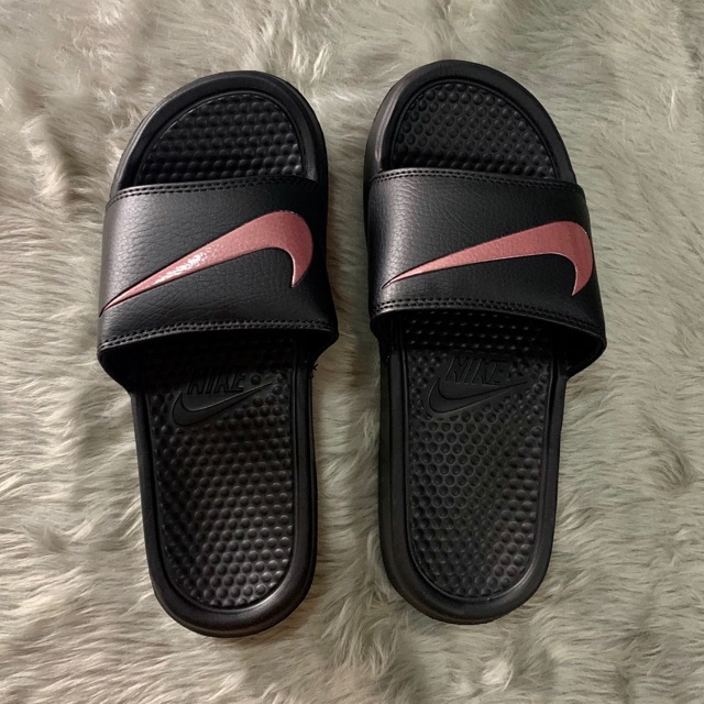 nike benassi black pink