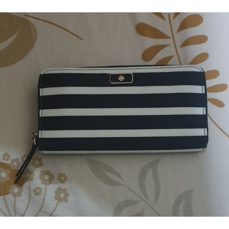 Kate Spade Black and White striped long wallet, 100% original | Shopee  Philippines