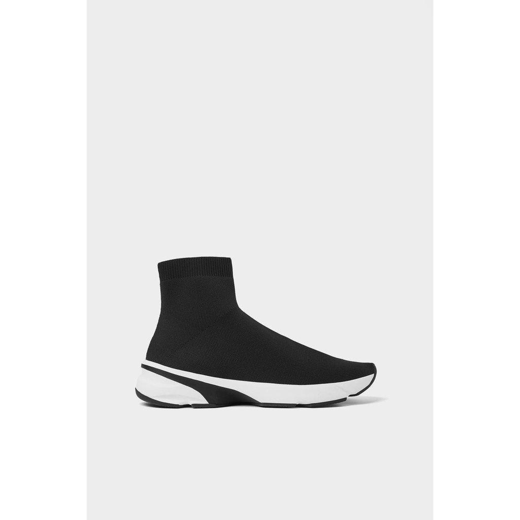 black trainers zara