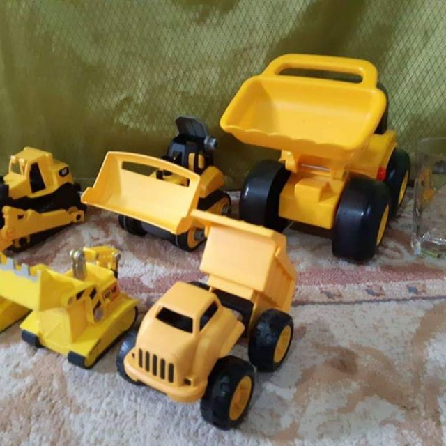 caterpillar toy set