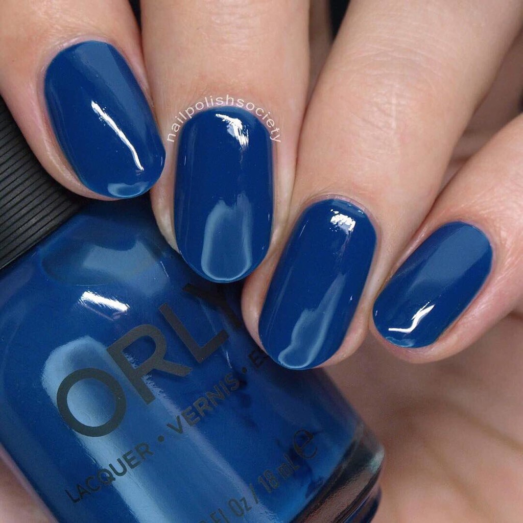 blue nail polish