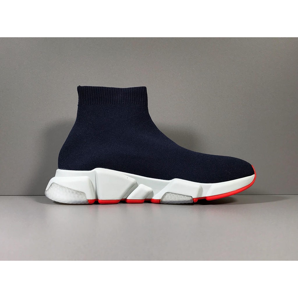 Баленси. Кроссовки Balenciaga Speed Trainer. Balenciaga Runner w1r86. Balenciaga Speed Trainer с мехом. Кроссовки Баленсиага мужские с подсветкой