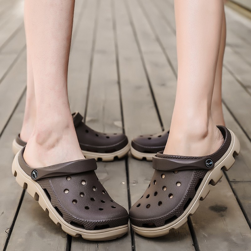 crocs duet clog