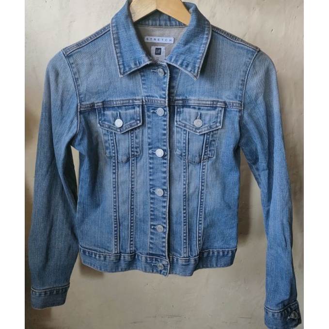 GAP DENIM JACKET ALMOST NEW | Shopee Philippines