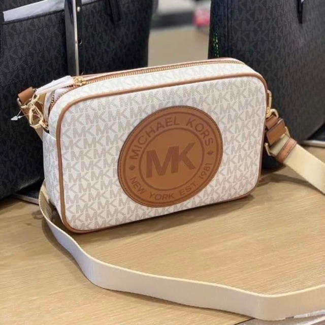 michael kors fulton sport crossbody