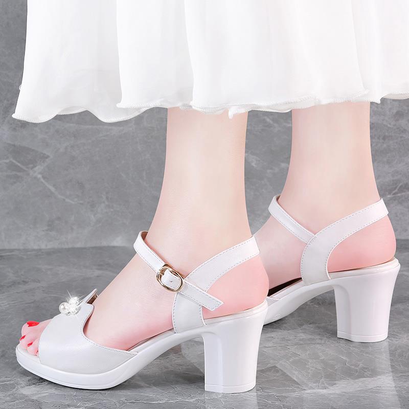 white heels thick heel