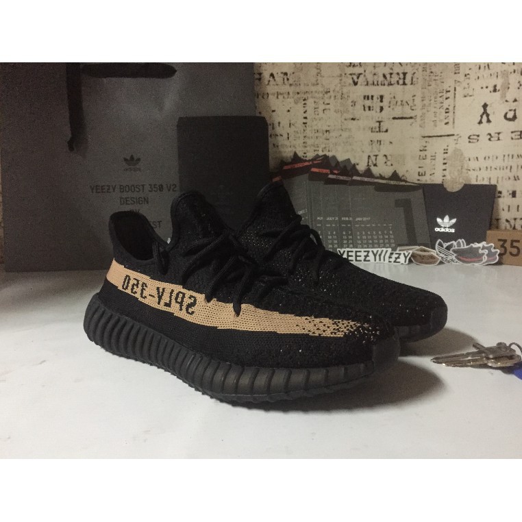 yeezy boost 350v2 black