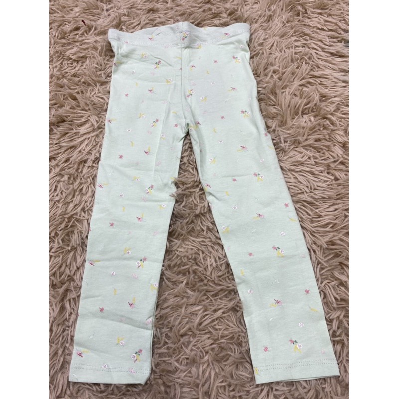 Kids Laggings for your sweet Girl’s. Befor order check measurement in Variation Please.