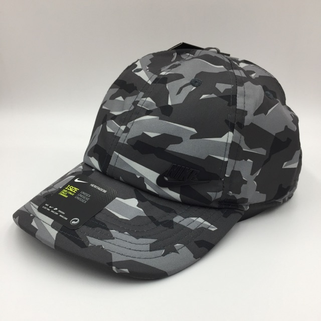 camouflage nike cap