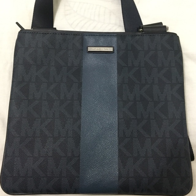 michael kors mens sling bag