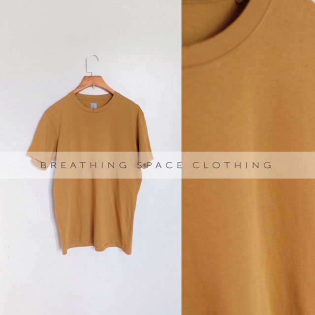 uniqlo basic tee