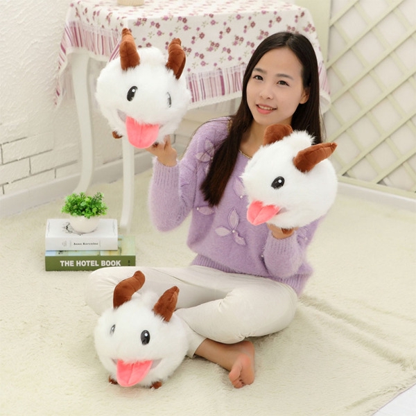 league poro plush