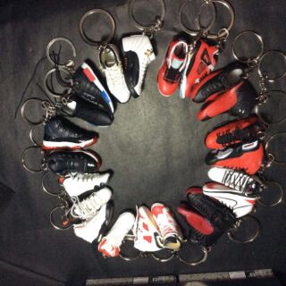 sneaker keychains bulk