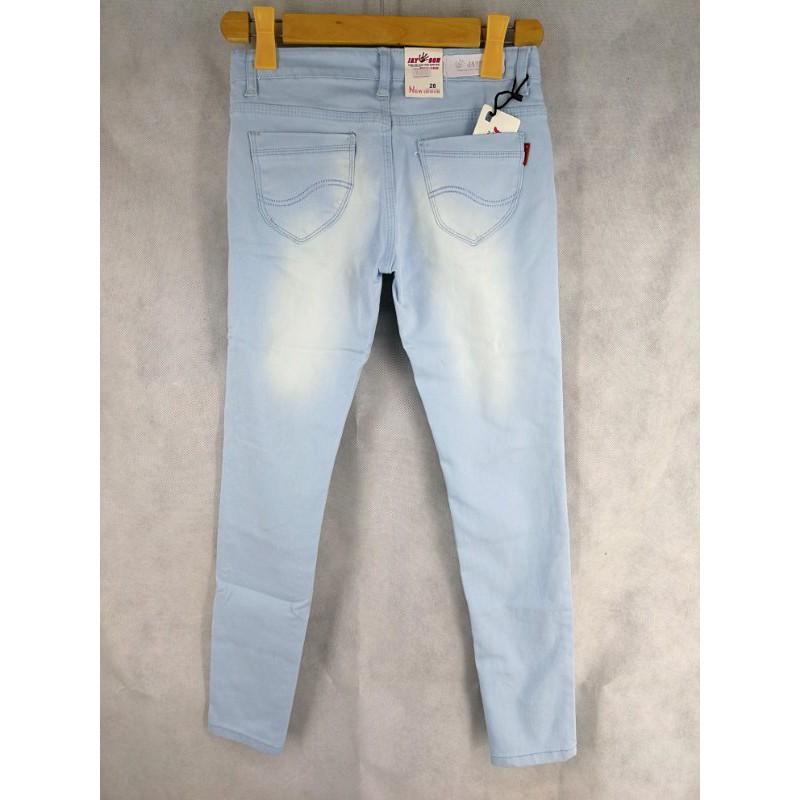 womens light wash jeans