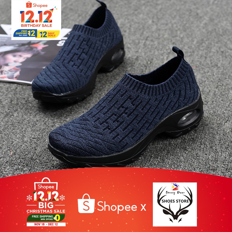 loafers vs sneakers