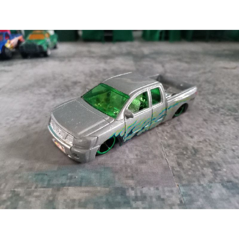 hot wheels nissan titan