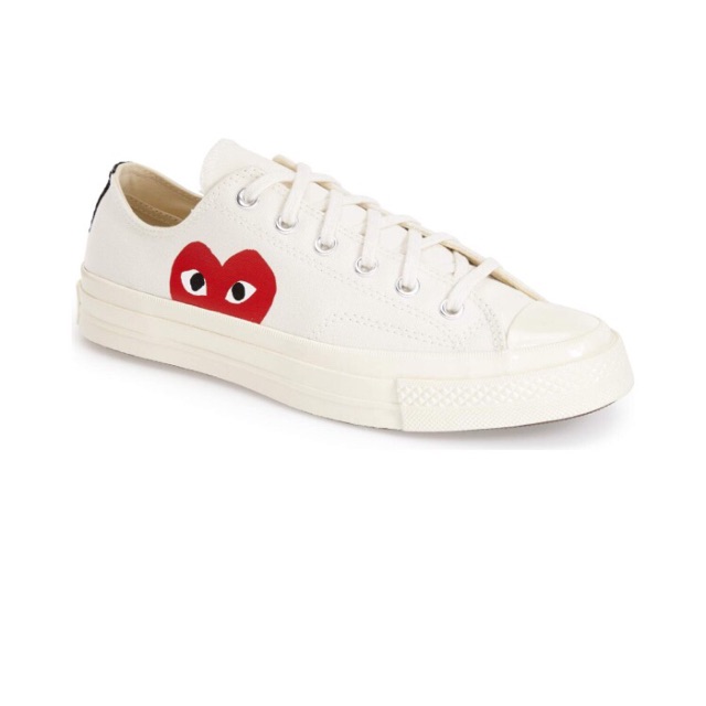 converse heart sneakers