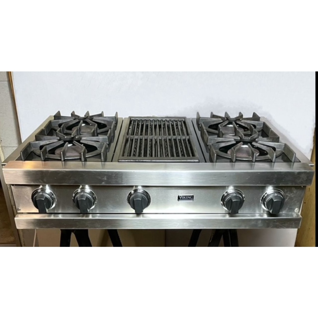Brand New Royal Gas cooker With Oven Comes With Free Gas Cylinders