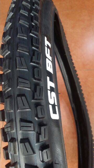 cst bft tire