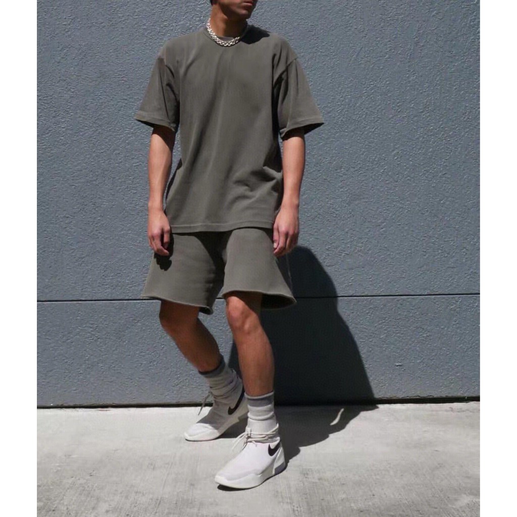 yeezy shorts mens