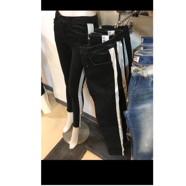 zara jeans with side stripe