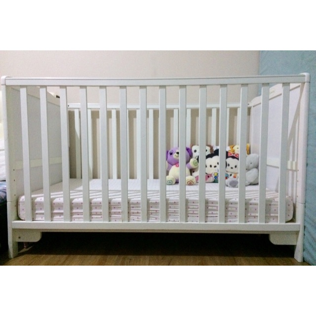 dwelling wooden crib