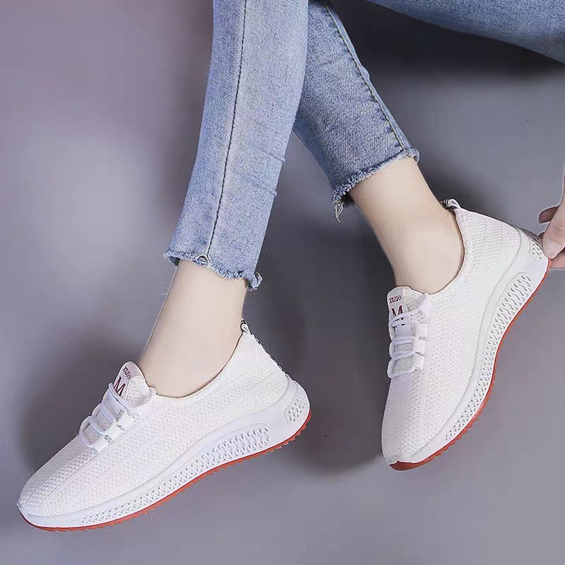 womens breathable sneakers