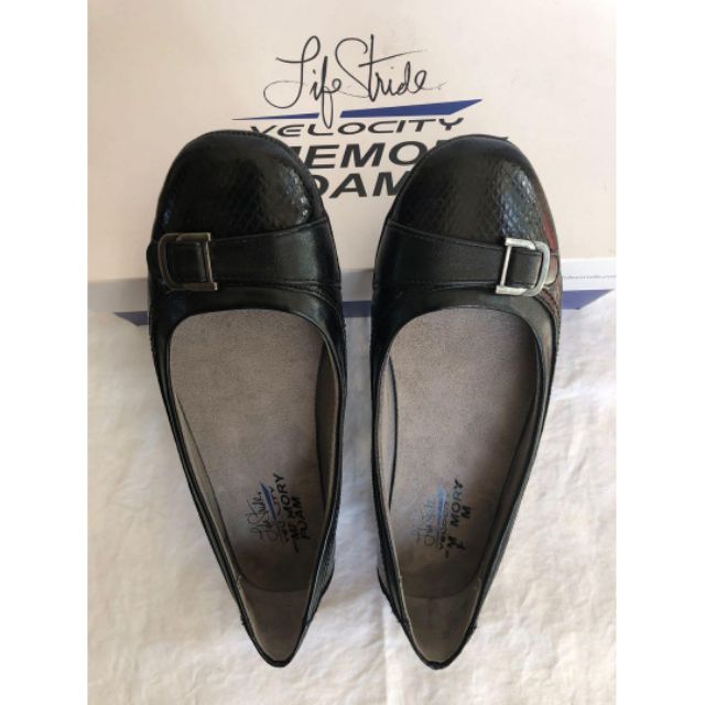 lifestride velocity memory foam flats