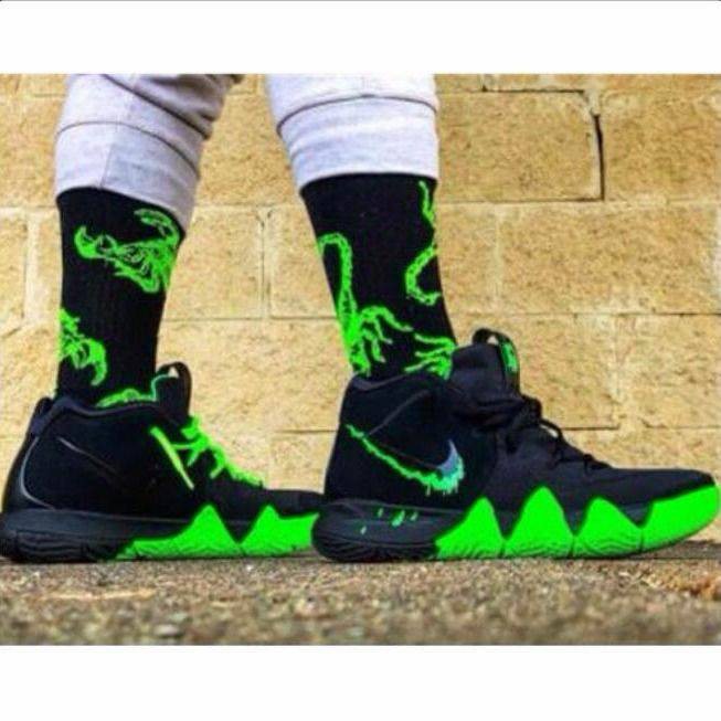 kyrie 4 socks