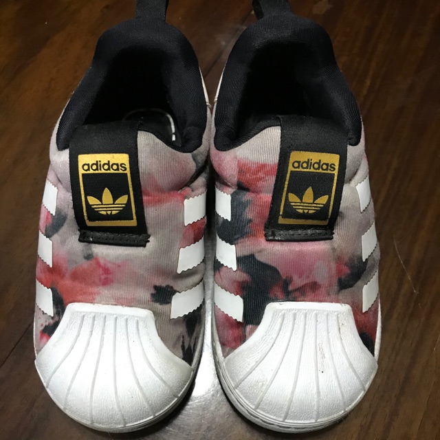 floral adidas superstar