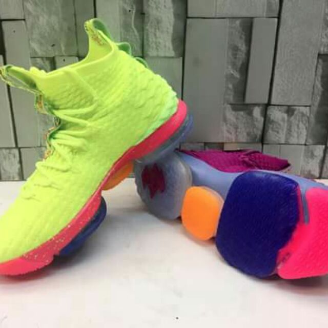 confetti lebron 15