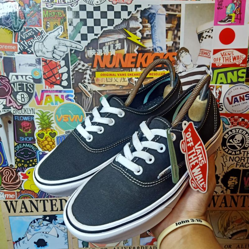 vans authentic 5.5