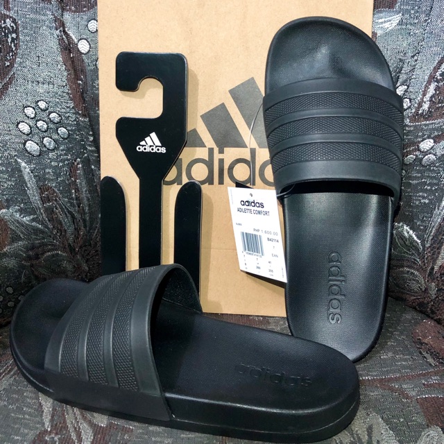 adidas adilette cloudfoam