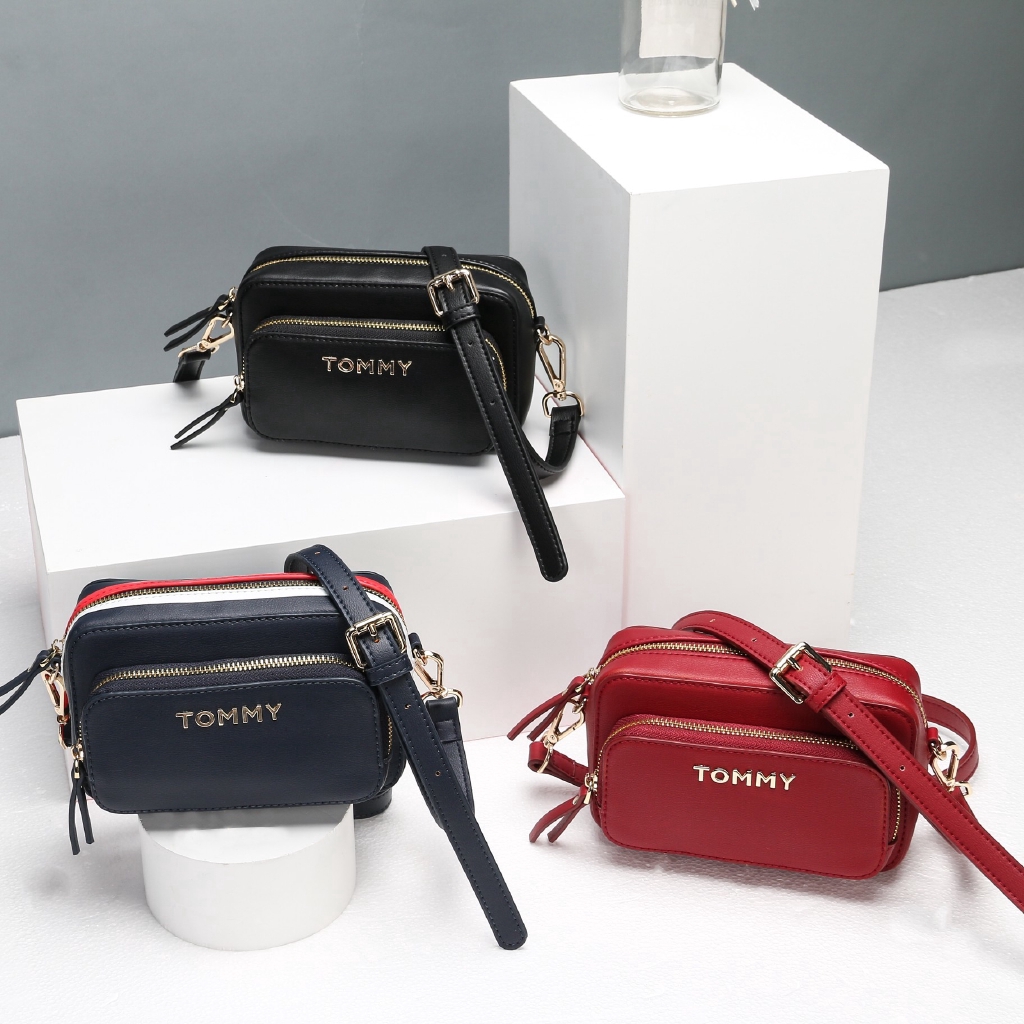 tommy hilfiger women's shoulder bags