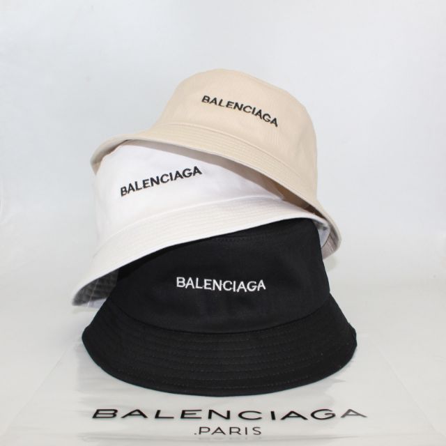 snapback balenciaga