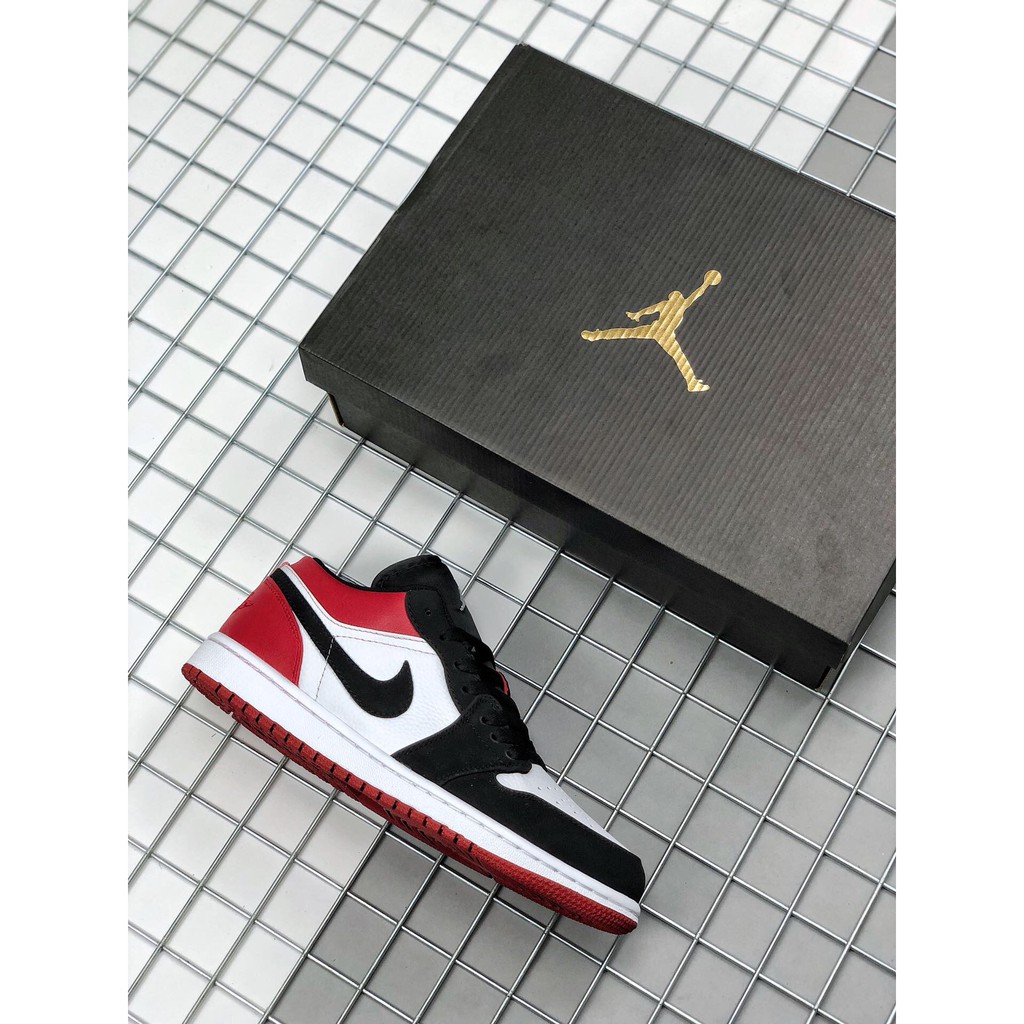 jordan 1 low cut black toe