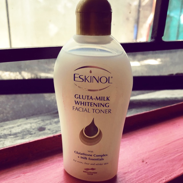 eskinol gluta milk toner