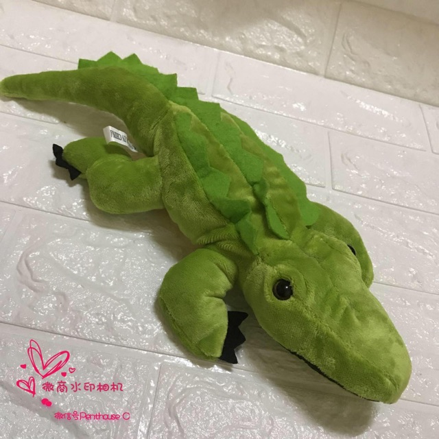 crocodile stuffed toy